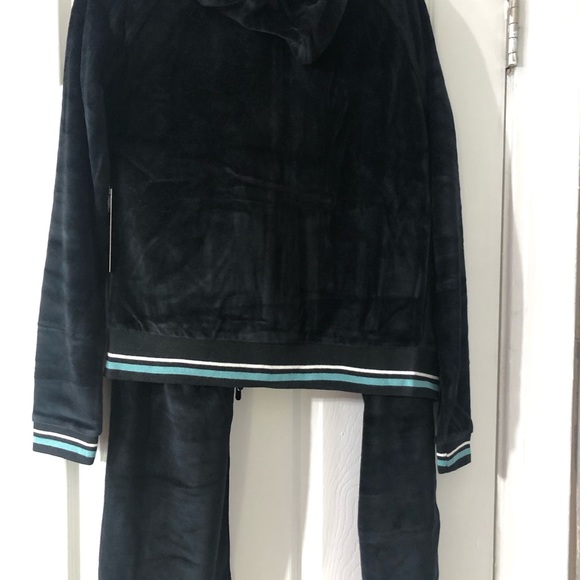 COPY - BCBG maxazria  Medium Black Women’s track suit BCV04211P New Hoodie/pant… - Picture 8 of 16